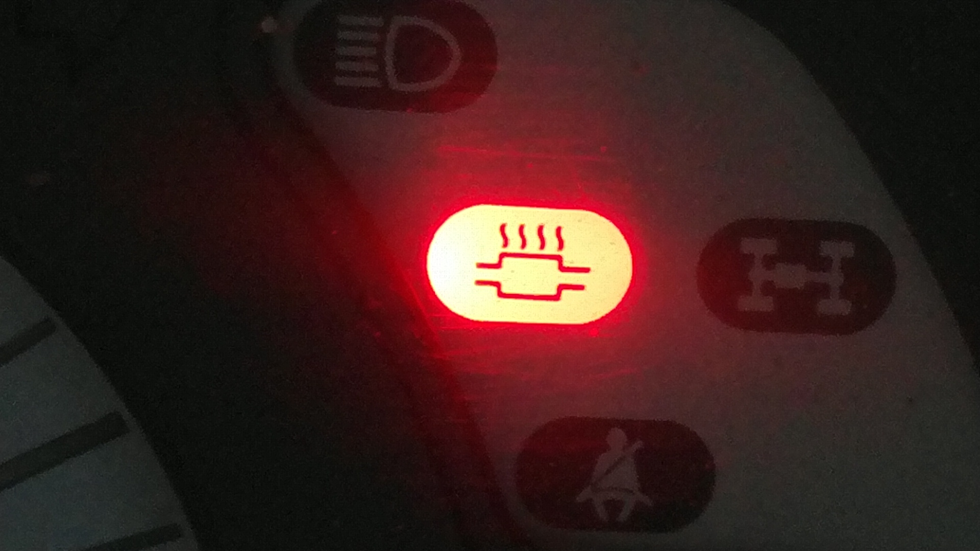 ミツビシ ミニキャブ 排気温警告灯 点灯 増高自動車工業有限会社