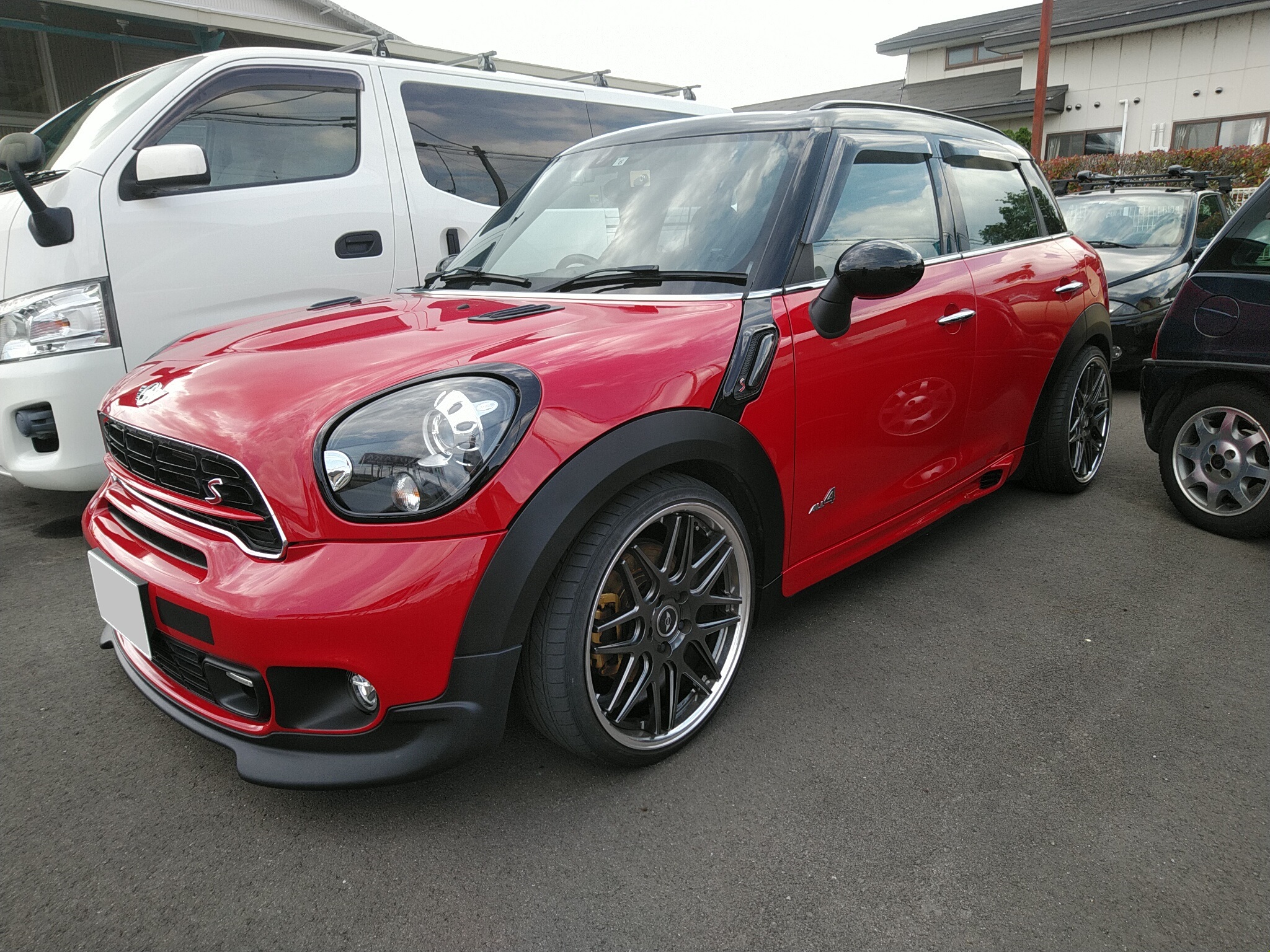 MINI クロスオーバー（R60） エンジンオイル漏れ - 増高自動車工業有限会社